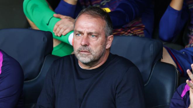 Hansi Flick durante un partido del FC Barcelona (Fuente: Europa Press)