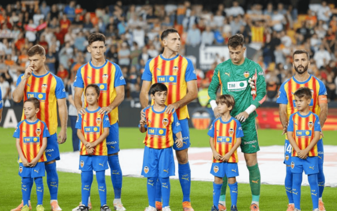 Recuerdo a la DANA en Mestalla (Foto: LALIGA)