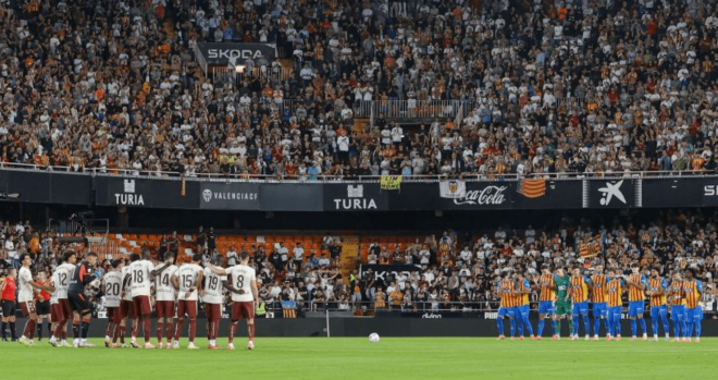 Recuerdo a la DANA en Mestalla (Foto: LALIGA)