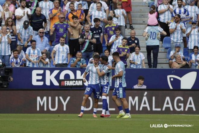 David Larrubia, emocionado tras marcar en el Andorra-Málaga (FOTO: LALIGA).