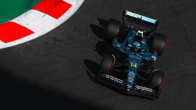 Fernando Alonso, en México (Foto: Aston Martin).