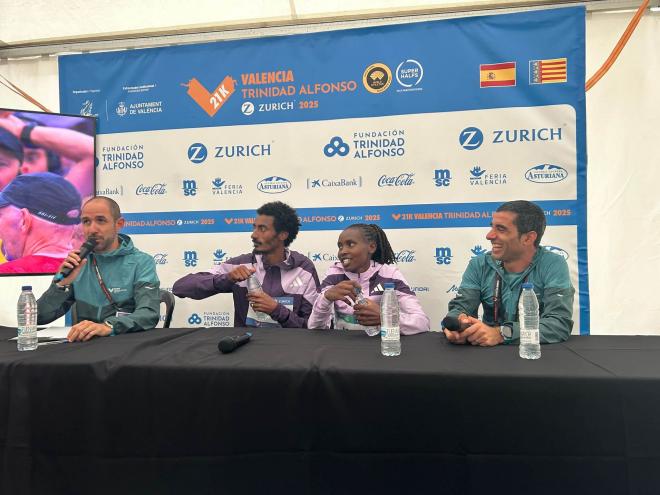 Kejelcha y Ngtich y a la derecha Marc Roig