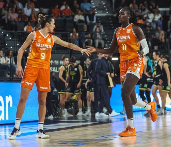 Valencia Basket vence a Hozono Global Jairis con una buena segunda parte (64-61)
