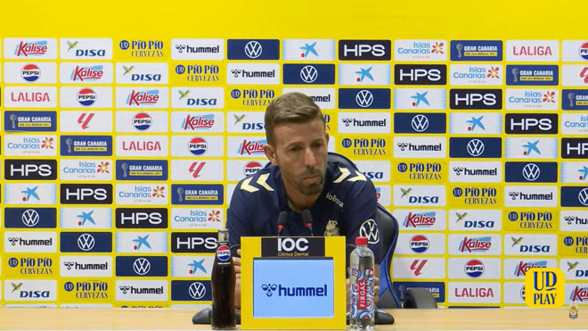 Luis Carrión, en rueda de prensa de la UD Las Palmas.
