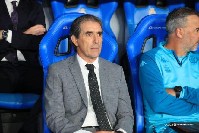 Guillermo Almada ante el Real Club Deportivo en el Estadio Abanca-Riazor.