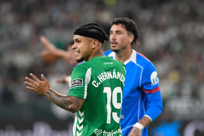 Cucho Hernández, ante el Atlético de Madrid (Foto: Kiko Hurtado).