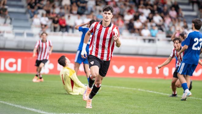 Manex Lozano anota un gol en la UEFA Youth League (Foto: Athletic Club).