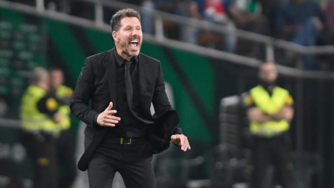 Simeone, en el Betis-Atlético de Madrid (Kiko Hurtado)