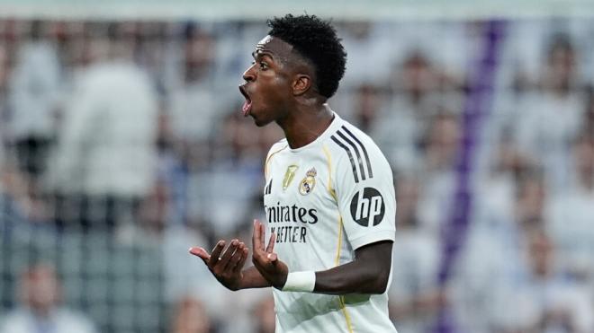 Vinicius, enfadado en El Clásico tras ser sustituido (Cordon Press)