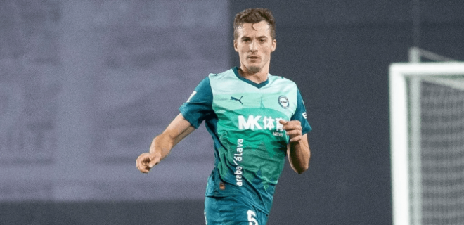 Jon Pacheco, en un partido del Deportivo Alavés (FOTO: Deportivo Alavés).