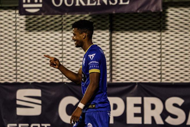 Celebración local en O Couto. (Foto: Ourense)