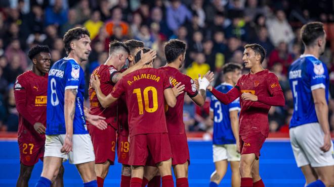 Hugo Duro en uno de los Goles del Valencia CF (Foto: Valencia CF)