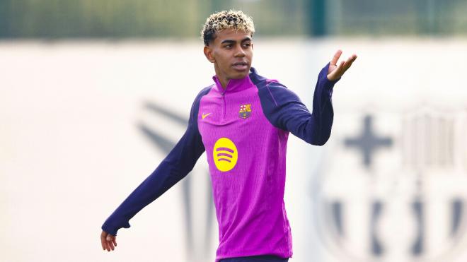 Lamine Yamal en un entrenamiento del FC Barcelona (EFE)