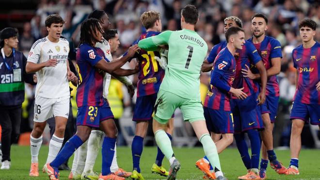 La tangana del final del Clásico (Cordon Pres)