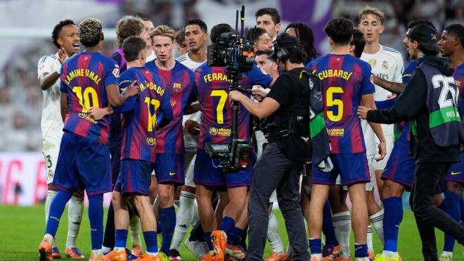 La tangana en el final del Clásico (Cordon Press)