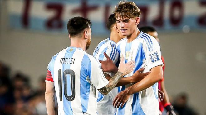 Leo Messi y Nico Paz (Redes Sociales)