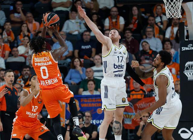 Valencia Basket tumba al Fenerbahçe (Foto: M. A. Polo)