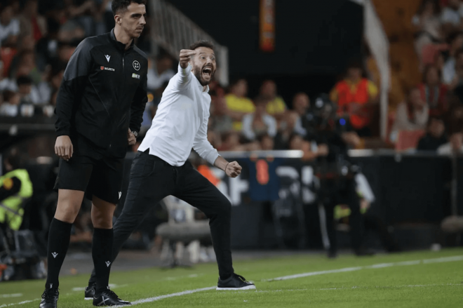 Corberán y las opciones del Valencia CF de caer al descenso (Foto: EFE)