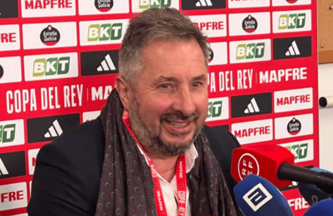 Javi Prendes, entrenador de Puerto de Vega (Foto: Killer Asturias).