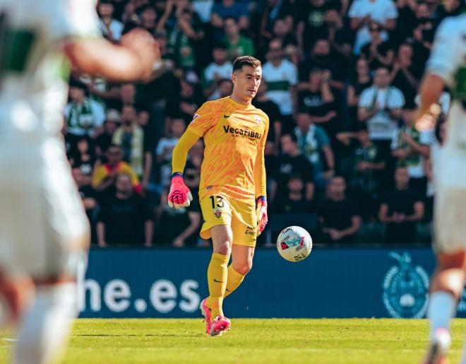 Iñaki Peña en LALIGA EA Sports (Elche)