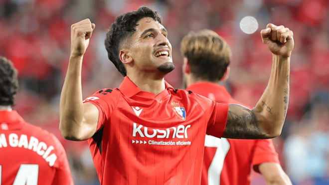 Iker Benito celebra un gol col Osasuna (Foto: CAO).