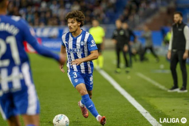 Lance del Alavés - Valencia de la décima jornada (Foto: LALIGA).