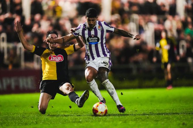 Marcos André, ante el Portugalete (Foto: Real Valladolid).