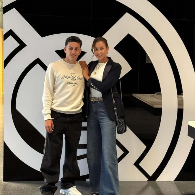 José Reyes y su madre, Ana López, en Valdebebas (Instagram)