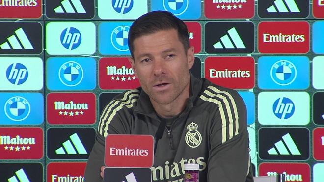 Xabi Alonso en rueda de prensa (ElDesmarque)