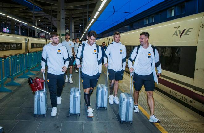Convocatoria del Valencia CF en tren (Foto: Valencia CF)