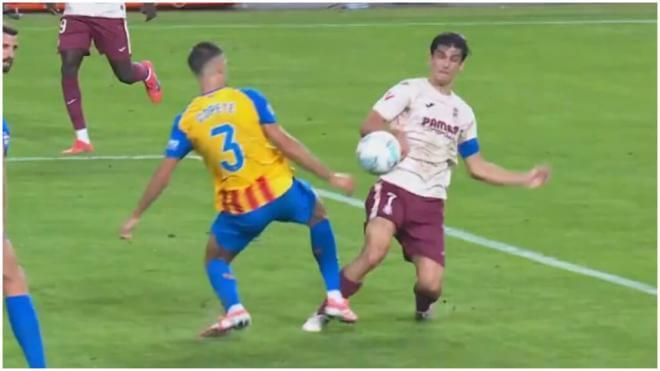 Copete y el penalti que se inventó el VAR (Captura TV)