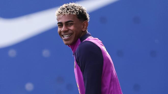 Lamine Yamal en un entrenamiento del FC Barcelona (Europa Press)