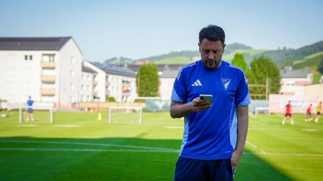 Carlos Jiménez, en el Debreceni.