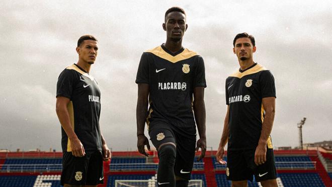 La camiseta contra el racismo en el equipo de Vinicius