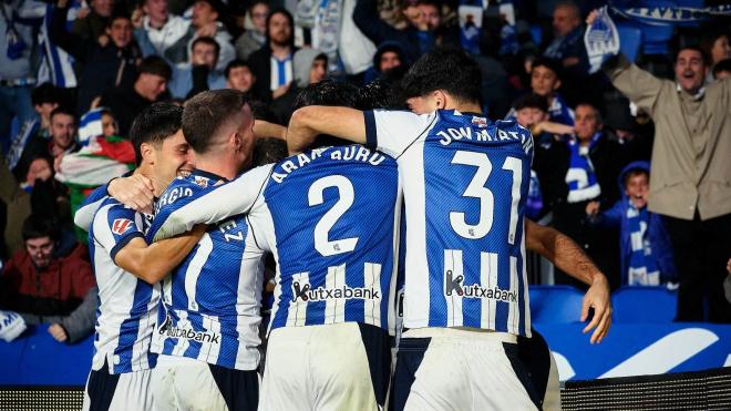 Los jugadores de la Real Sociedad celebran un gol en el derbi (Foto: Real Sociedad).