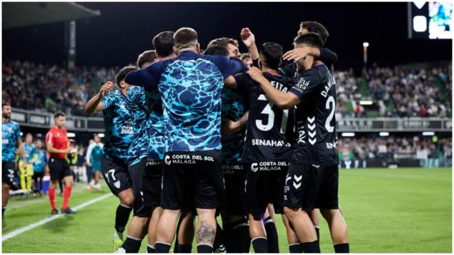 El Málaga celebra el gol ante el Castellón. (LaLiga)