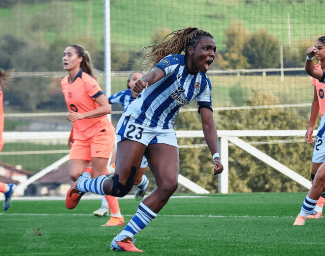 Edna Imade celebra su gol al Barcelona femenino. (Foto: Real Sociedad)