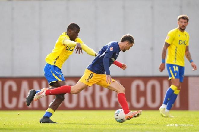 Lance del Andorra - Cádiz (Foto: LALIGA).