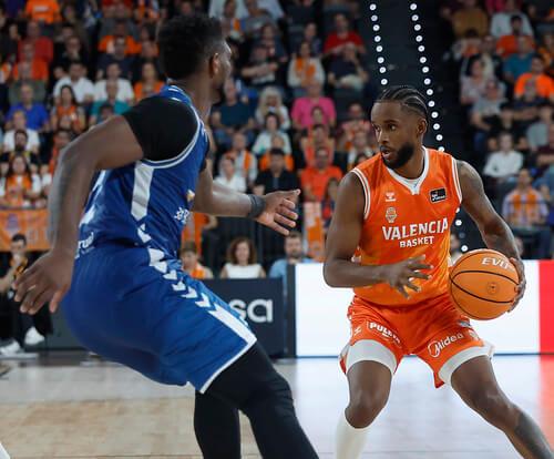 Valencia Basket vence cómodamente San Pablo Burgos (Foto: M. A. Polo)