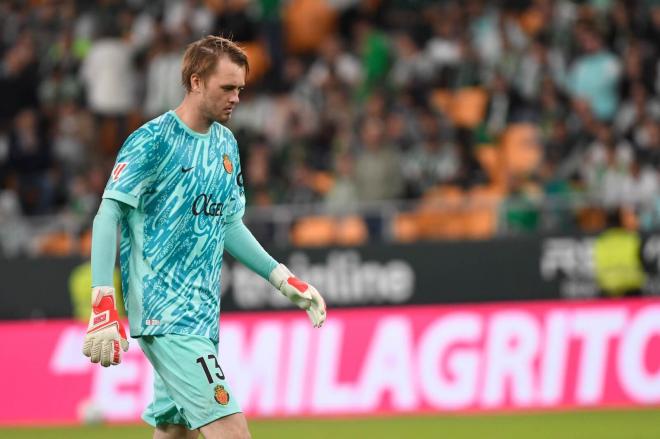 Lucas Bergstrom en La Cartuja ante el Betis. (Foto: Kiko Hurtado)