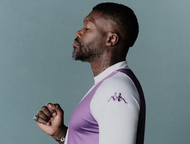 Djibrill Cissé, con la nueva camiseta de Kappa del Real Valladolid.
