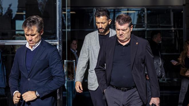 Corona, Corberán y Gourlay (Foto: Valencia CF)