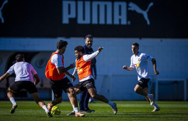 Entrenamiento del Valencia CF (Foto: Valencia CF)