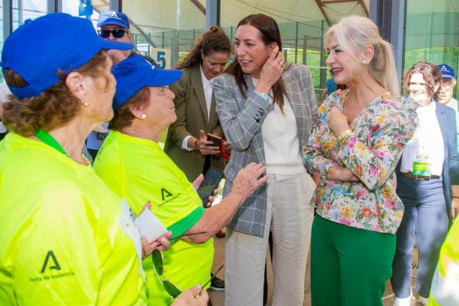 Loles López y Patricia del Pozo, las dos consejeras de la Junta presentes en la Liga m100.