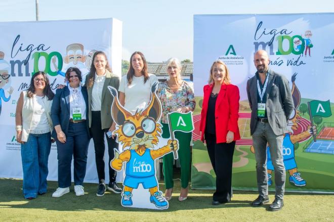 Presentación de la Liga m100 que fomenta la práctica deportiva en mayores de 60 años.