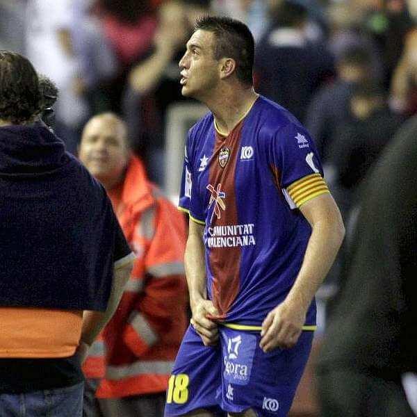 El gesto de Sergio Ballesteros (Foto: X, @abuelodeprimera)