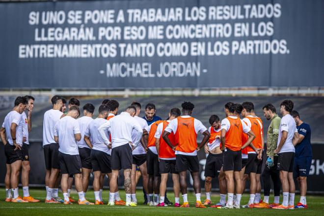 Entrenamiento (Foto: Valencia CF)
