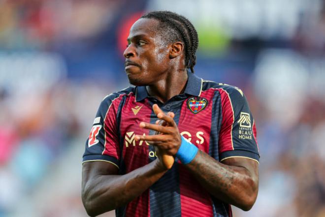 Etta Eyong, en un partido del Levante (Europa Press)