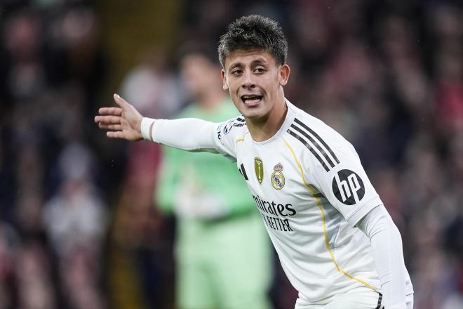 Arda Güler en el Liverpool - Real Madrid (Foto: Europa Press)