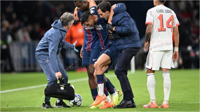 Achraf Hakimi tras lesionarse ante el Bayern (Cordon Press)